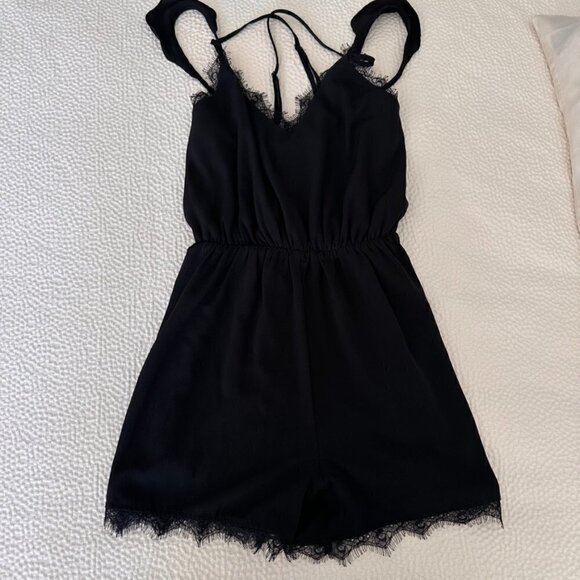 Francesca's Miami Black Lace Shorts Romper Sz XS - Picture 11 of 13